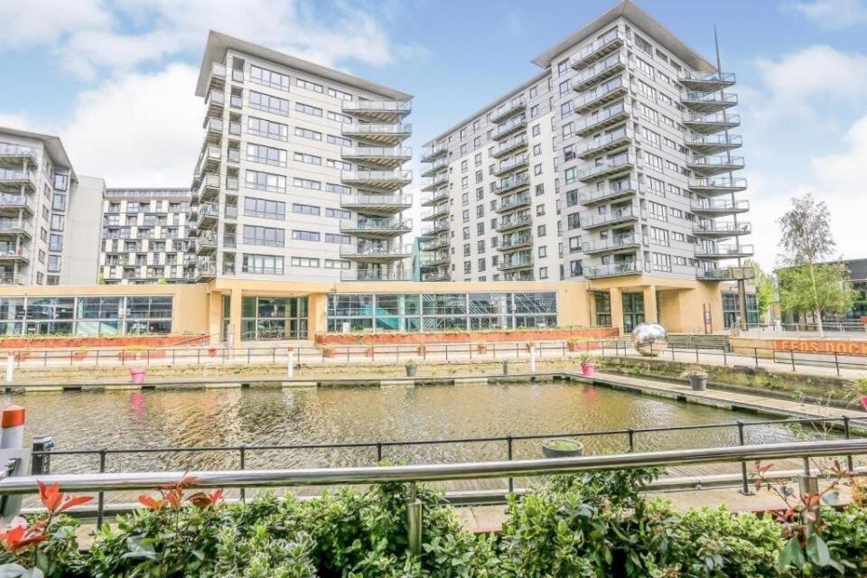 Central Leeds Dock Apt&Free Secure Parking! Exterior photo